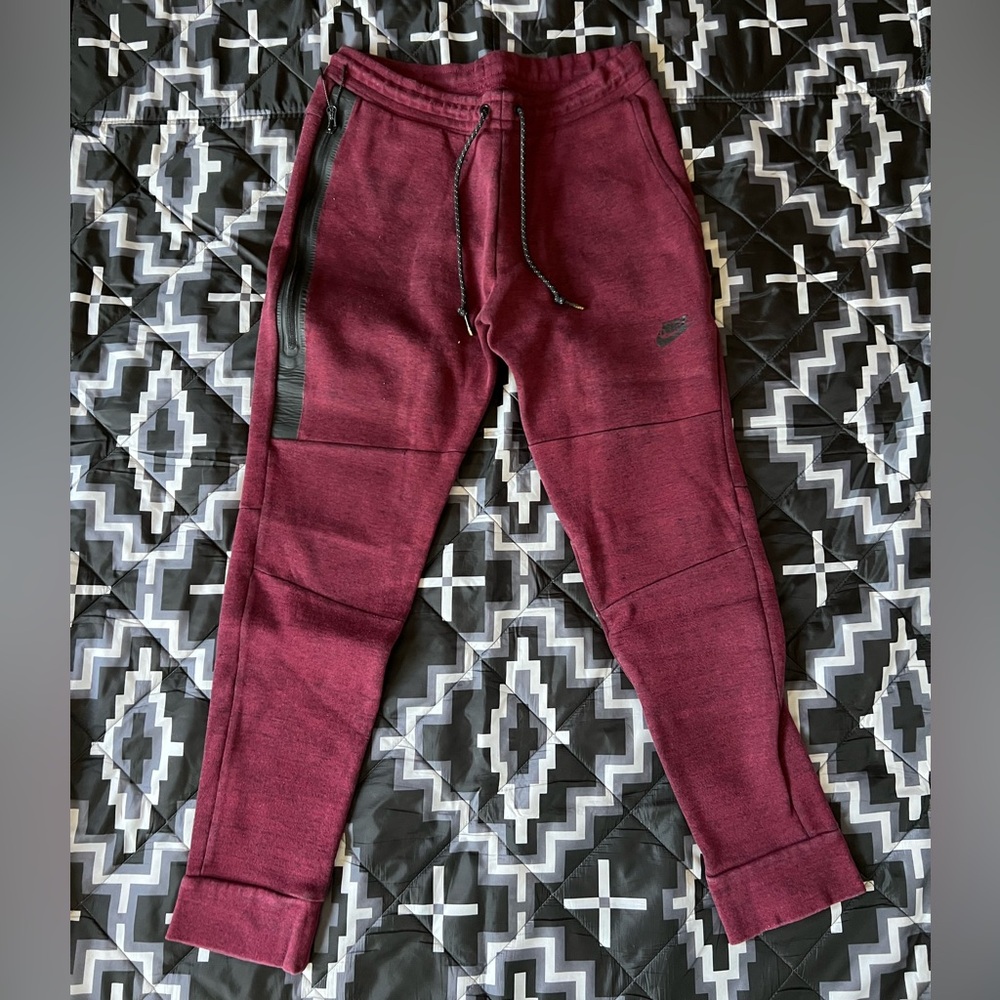 Nike Red tech fleece Joggers